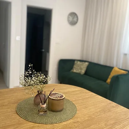 Lucy Apartment